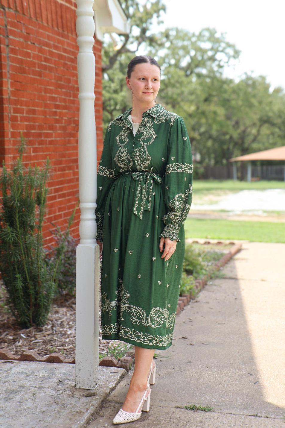 evergreen midi dress Evergreen Breeze Shirred Midi Dress L