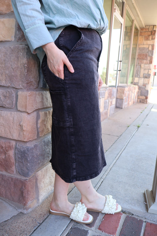 The “Lauren” Denim skirt - Black