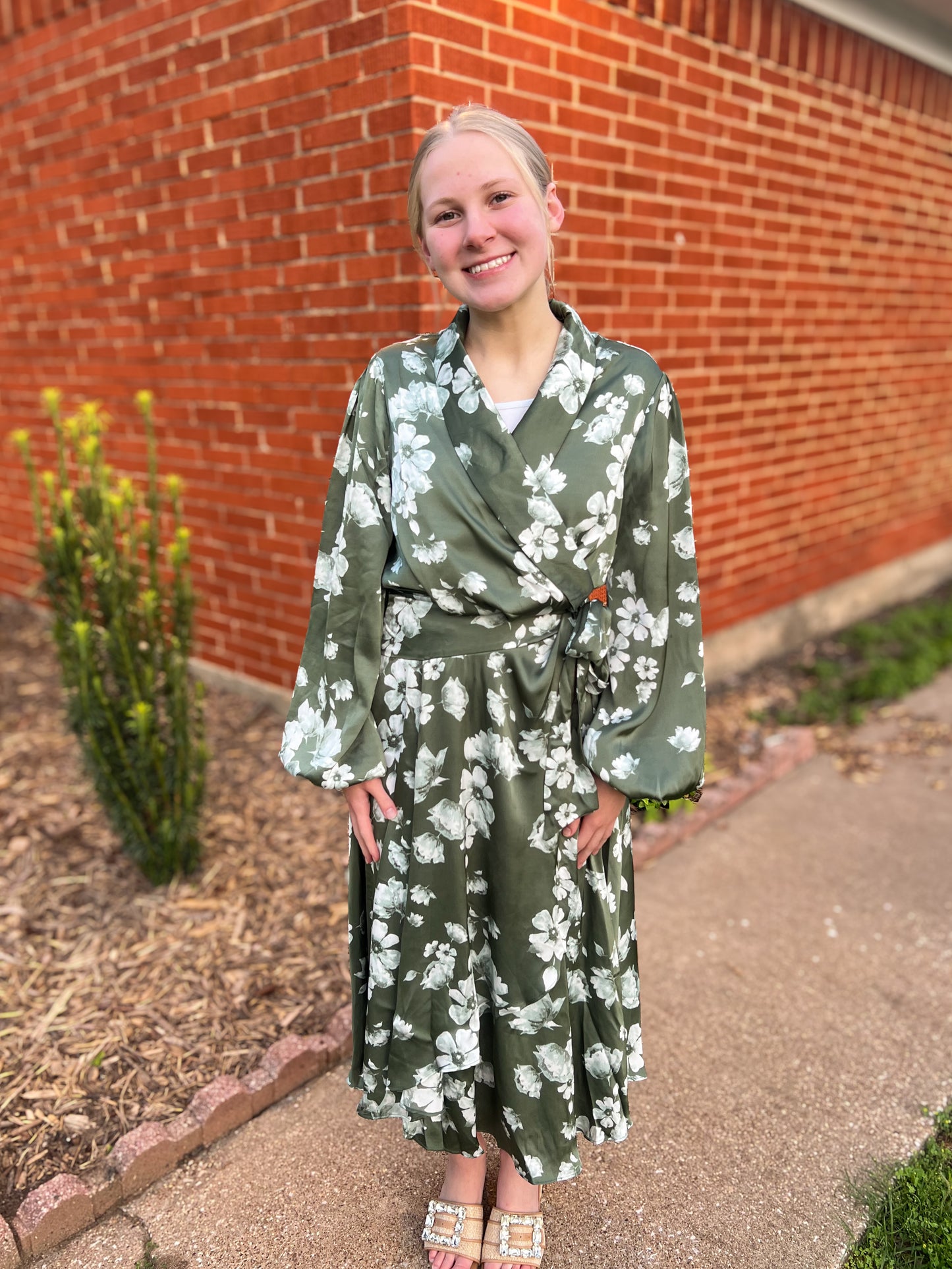The “Hannah” Wrap dress - Green