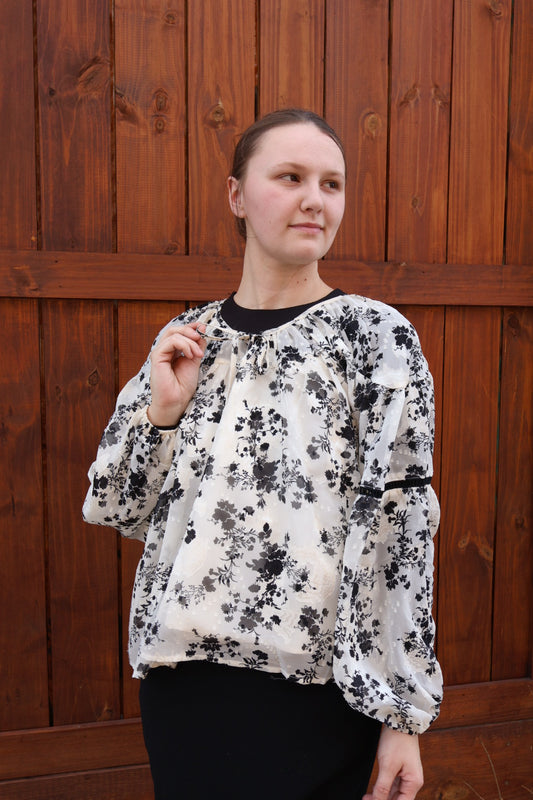 The “Allison” Floral Top