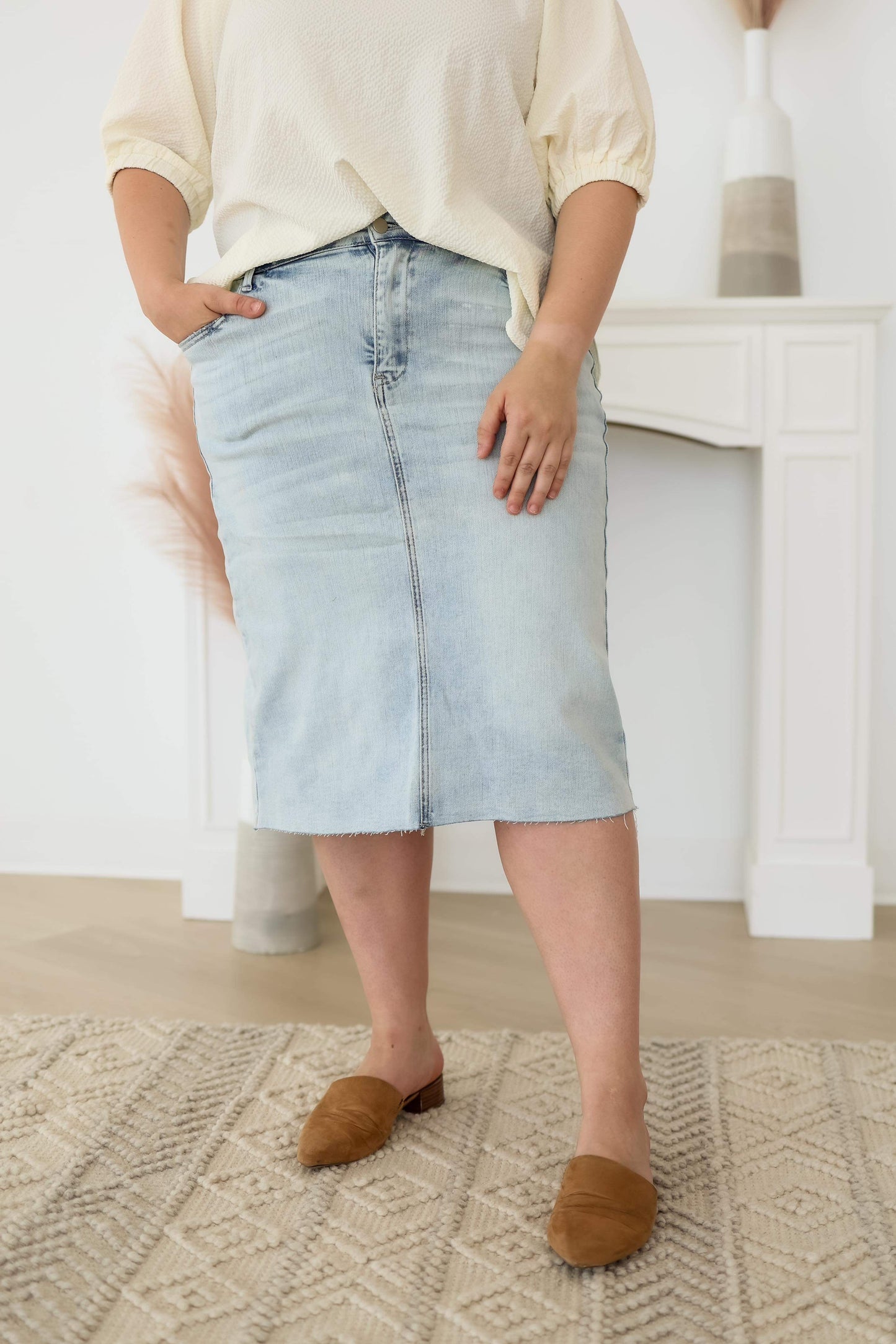 “Marissa” Light Fade Denim Skirt