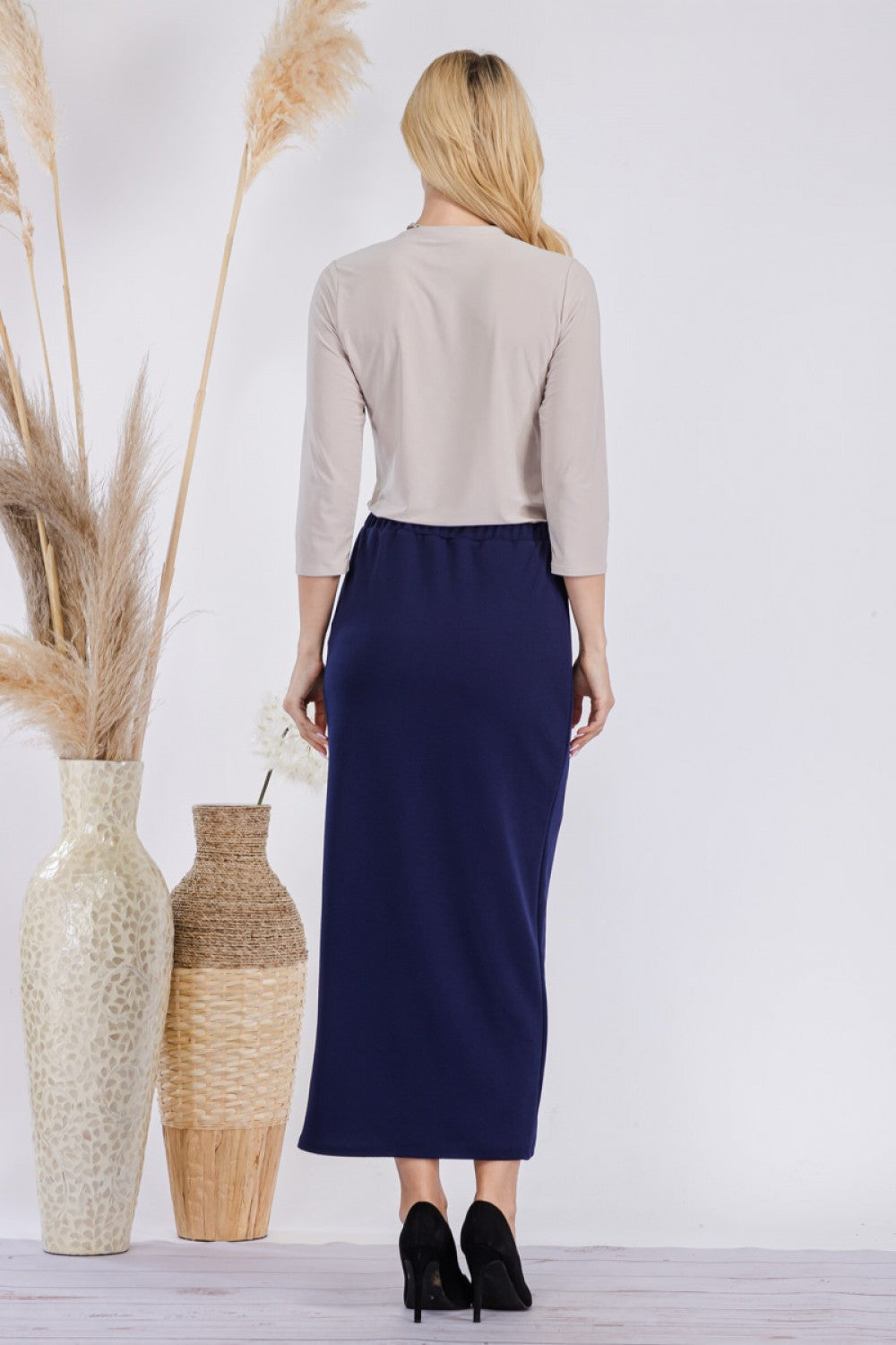 The “Elaine” Pencil Skirt 36” - Navy