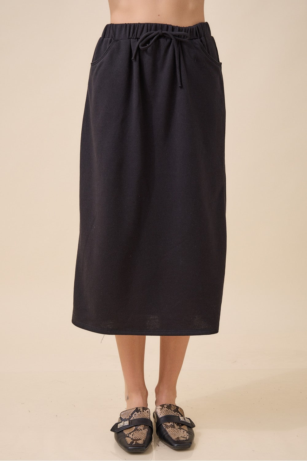 “Effortless Everyday” Skirt - Black