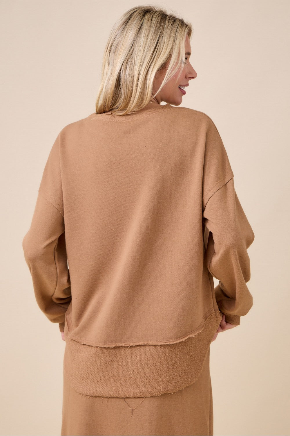 “Effortless Everyday” Sweatshirt - Camel