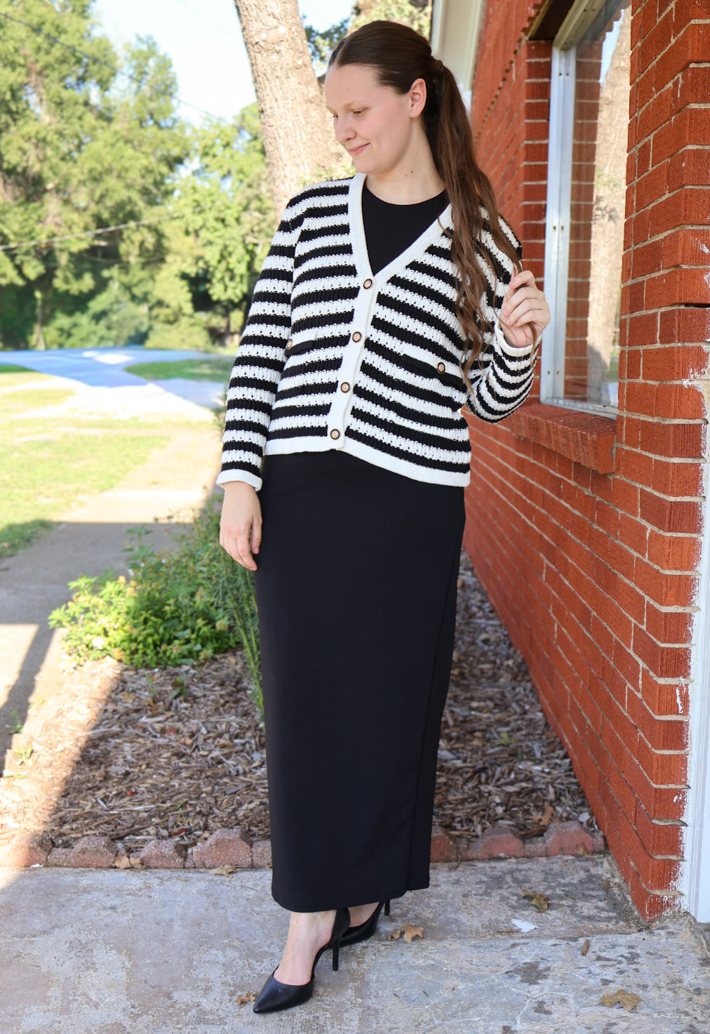 The “Elaine” Pencil Skirt 36” - Black