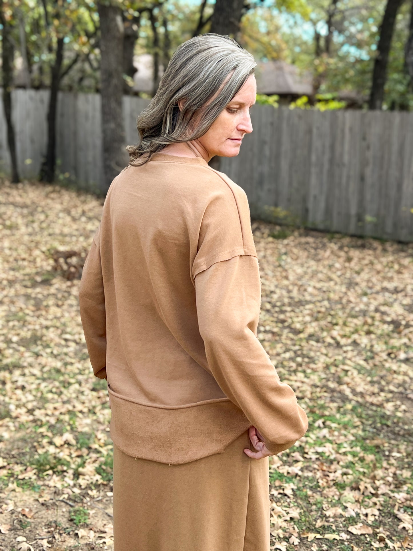 “Effortless Everyday” Sweatshirt - Camel